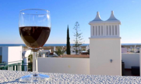 Central apartment-terrace and pool, Tavira